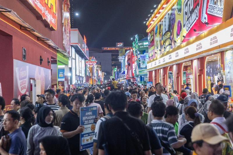 Poster Sederet Keuntungan yang Didapatkan dari Tiket Jakarta Fair 2026