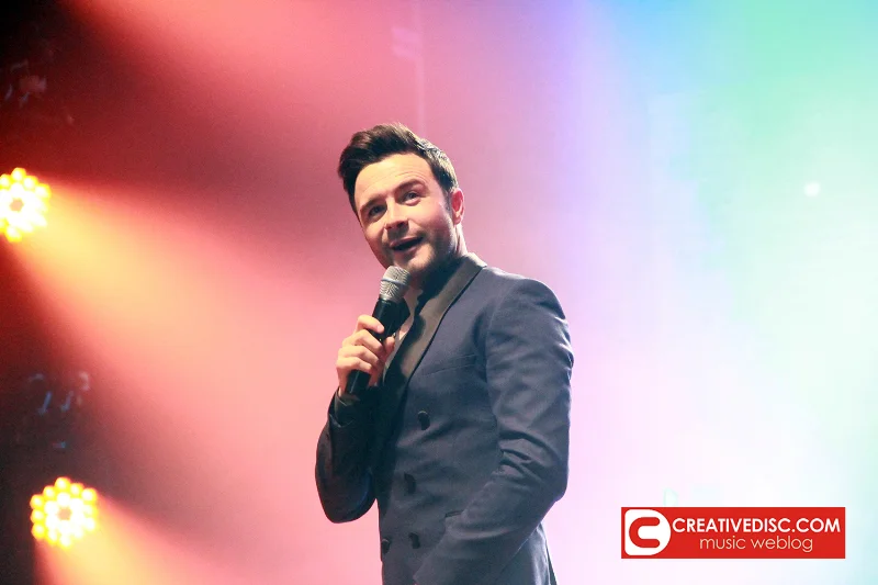 Poster Shane Filan Tampil Interaktif Untuk Konser Solo Keduanya di Surabaya