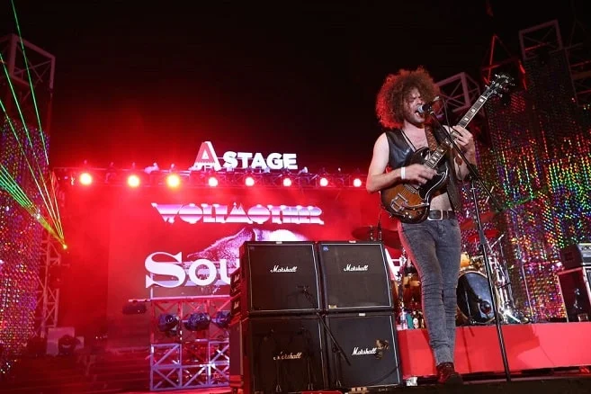 Poster Soundrenaline Day 2: Tantangan Memilih Tontonan Spektakuler