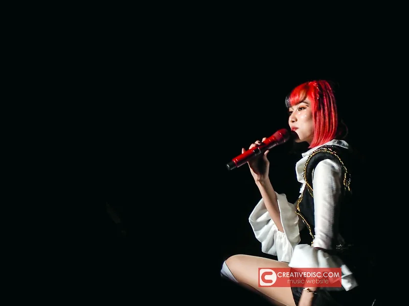 Poster Siapa Sangka Isyana Sarasvati Naik Reog di LEXICONCERT Surabaya!