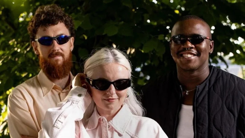 Poster Konser Clean Bandit di Jakarta yang Dijadwalkan 26 November 2025 Resmi Batal!